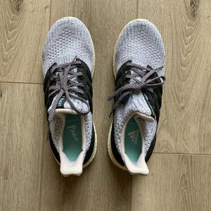Addidas Ultra Boost Sneakers